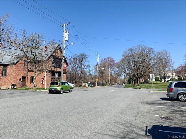 28 Oregon Avenue A, Bronxville, NY 10708