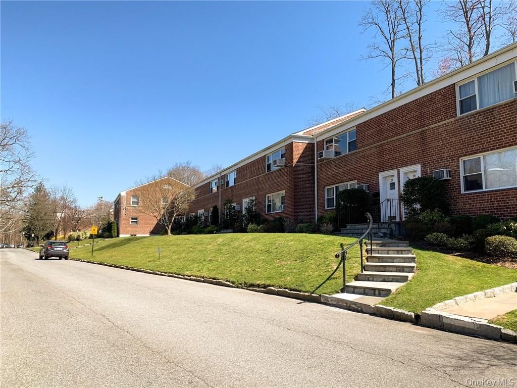 28 Oregon Avenue A, Bronxville, NY 10708