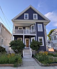 23 Farragut Avenue 3, Somerville, MA 02144