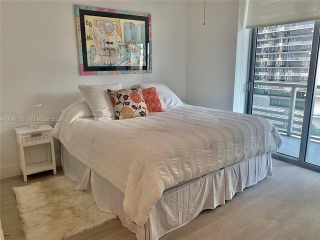 1111 SW 1 Avenue 2419N, Miami, FL 33130