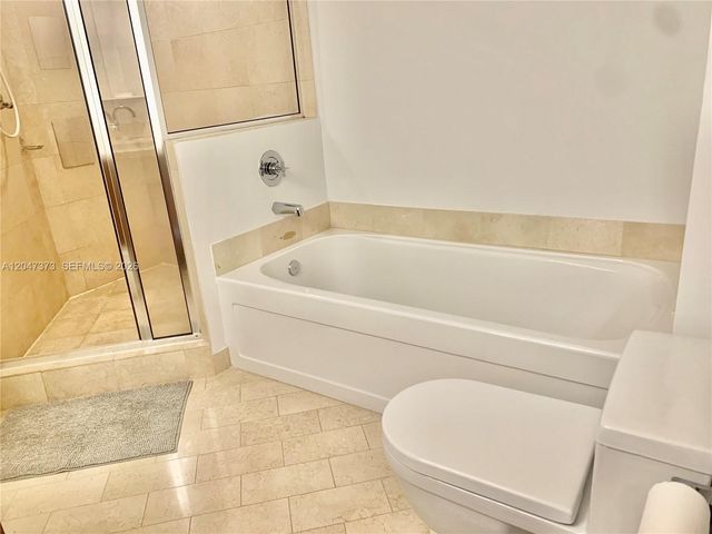 1111 SW 1 Avenue 2419N, Miami, FL 33130