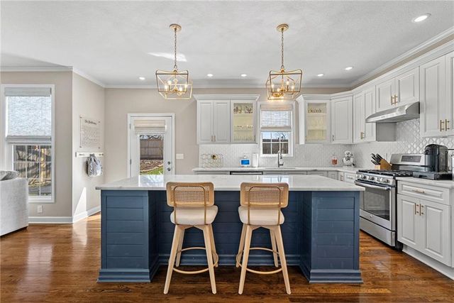 12509 Slater Street, Overland Park, KS 66213