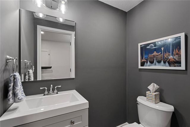 12509 Slater Street, Overland Park, KS 66213