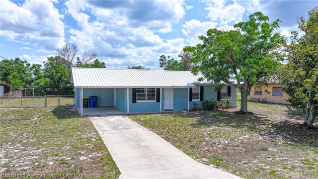 2709 W Rochester Road, Avon Park, FL 33825