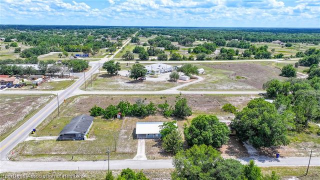 2709 W Rochester Road, Avon Park, FL 33825