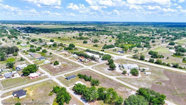2709 W Rochester Road, Avon Park, FL 33825