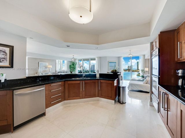 3301 NE 183rd Street 1701, Aventura, FL 33160
