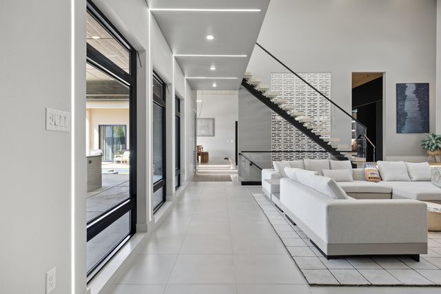 14802 Oxford Avenue, Lubbock, TX 79423