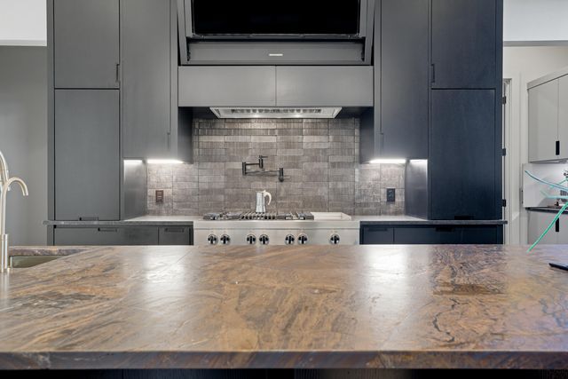 14802 Oxford Avenue, Lubbock, TX 79423