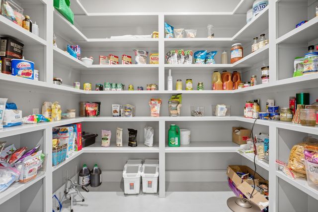 14802 Oxford Avenue, Lubbock, TX 79423