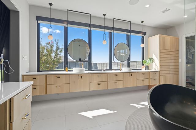 14802 Oxford Avenue, Lubbock, TX 79423