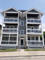 36 Roberts Street 1L, Woonsocket, RI 02895