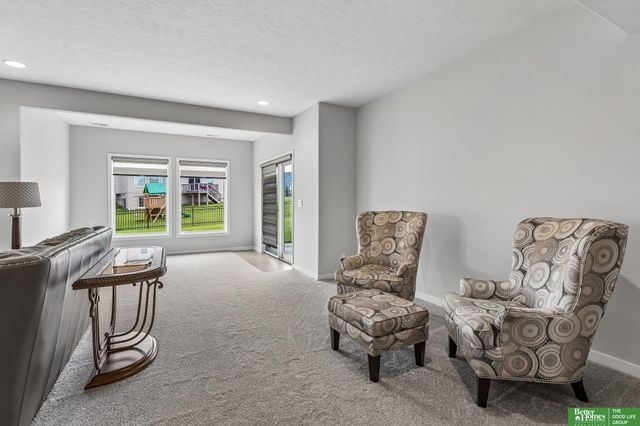 19907 Cottonwood Street, Gretna, NE 68028