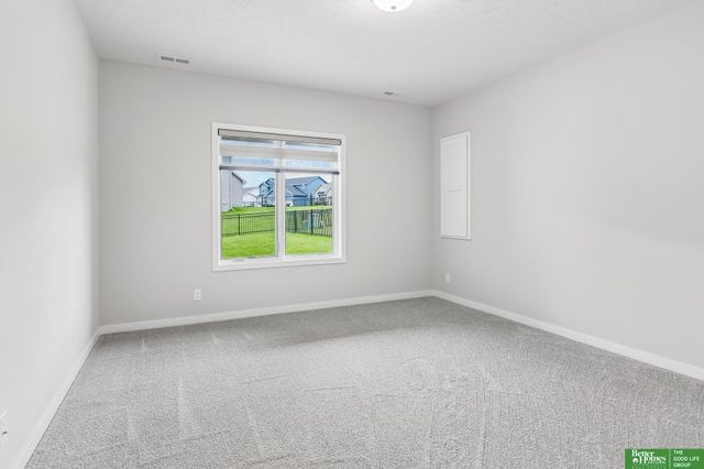 19907 Cottonwood Street, Gretna, NE 68028