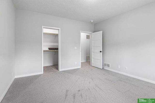 19907 Cottonwood Street, Gretna, NE 68028