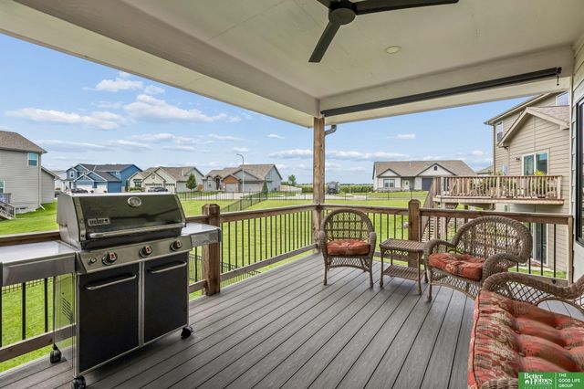 19907 Cottonwood Street, Gretna, NE 68028