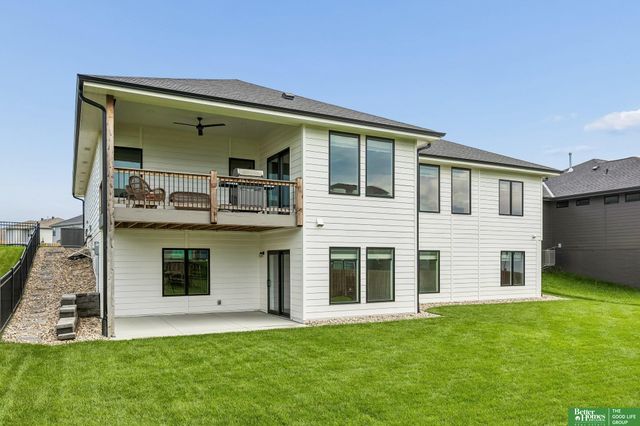 19907 Cottonwood Street, Gretna, NE 68028