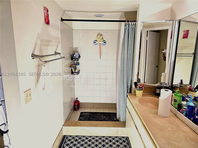 1201 SW 120th Way, Davie, FL 33325
