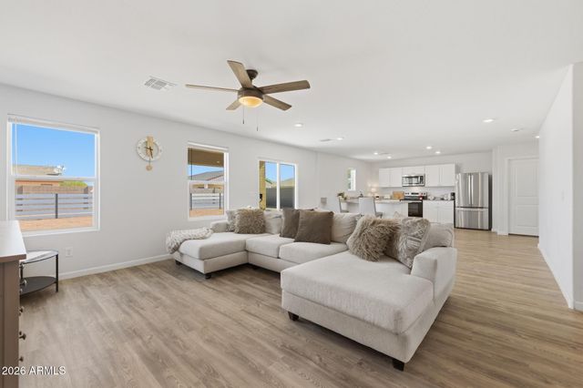 11354 W CABRILLO Drive, Arizona City, AZ 85123