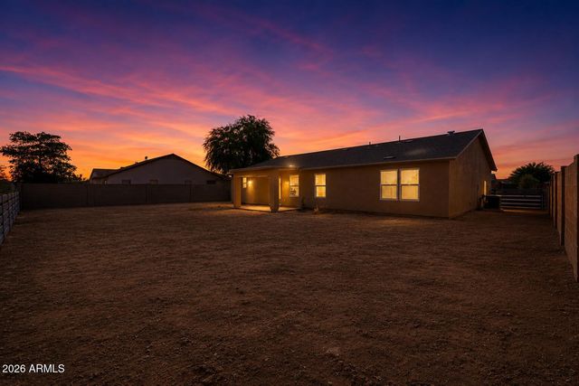 11354 W CABRILLO Drive, Arizona City, AZ 85123