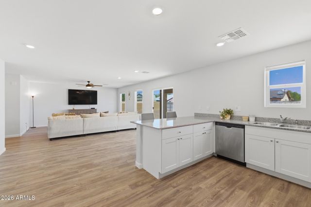 11354 W CABRILLO Drive, Arizona City, AZ 85123
