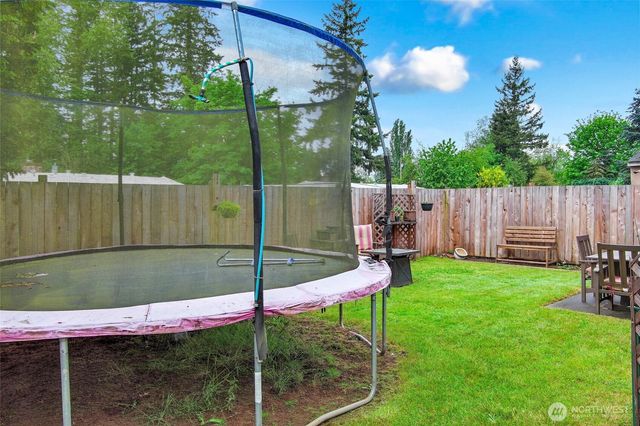 7511 59th Drive NE, Marysville, WA 98270
