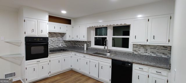 236 Smithstone Path, Fayetteville, GA 30214