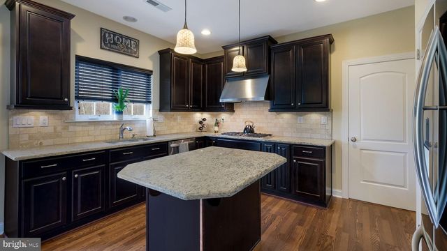 19 BEECHWOOD BLVD, Feasterville Trevose, PA 19053