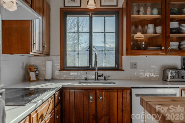 130 Stone Ridge Lane, Tryon, NC 28782