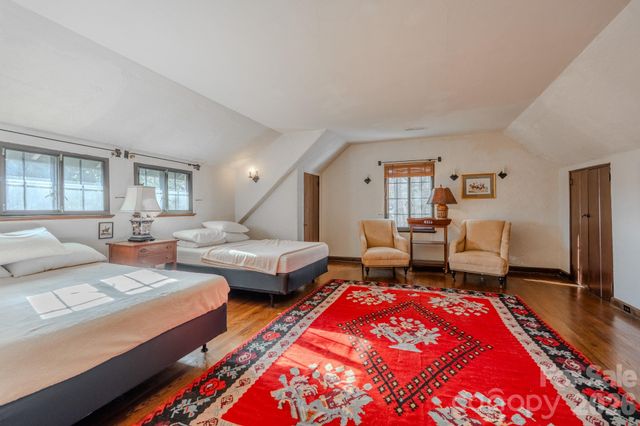 130 Stone Ridge Lane, Tryon, NC 28782