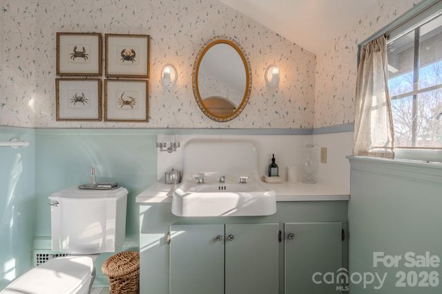 130 Stone Ridge Lane, Tryon, NC 28782