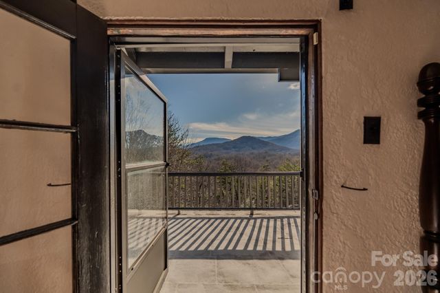 130 Stone Ridge Lane, Tryon, NC 28782