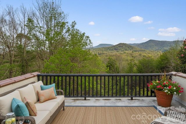130 Stone Ridge Lane, Tryon, NC 28782