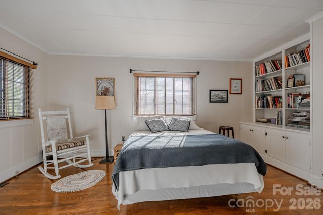 130 Stone Ridge Lane, Tryon, NC 28782