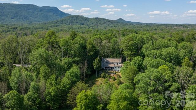 130 Stone Ridge Lane, Tryon, NC 28782