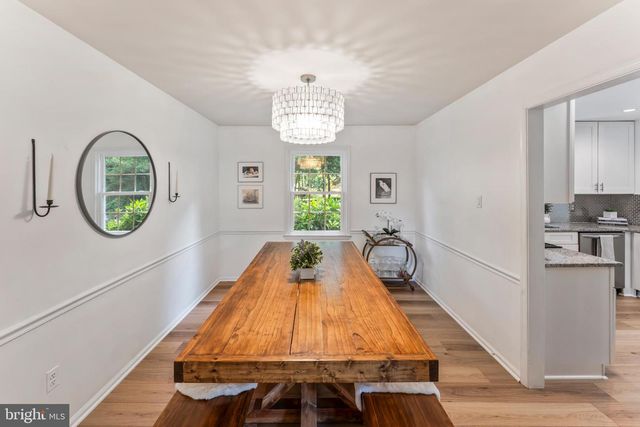 4863 COVE RD, Fairfax, VA 22032