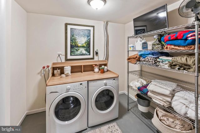 4863 COVE RD, Fairfax, VA 22032