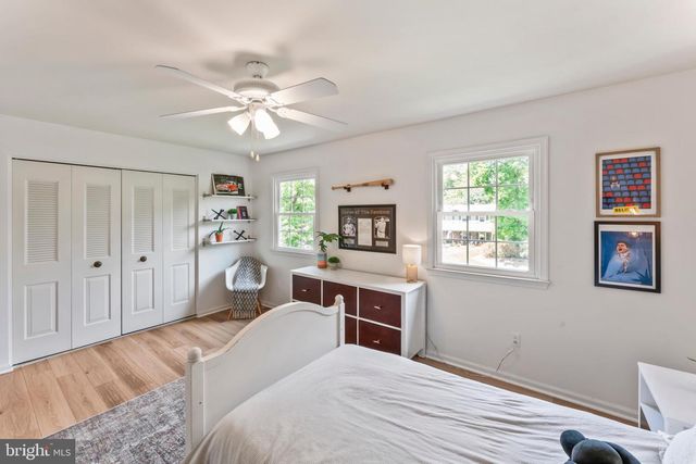 4863 COVE RD, Fairfax, VA 22032