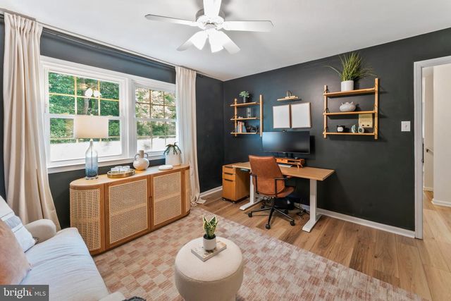 4863 COVE RD, Fairfax, VA 22032