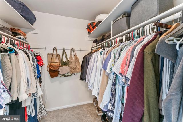 4863 COVE RD, Fairfax, VA 22032
