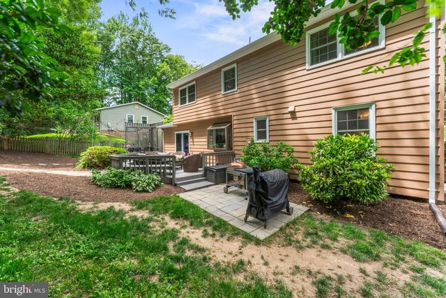 4863 COVE RD, Fairfax, VA 22032
