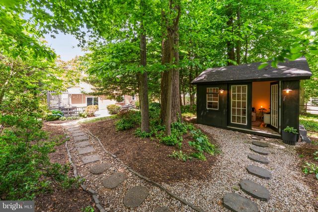 4863 COVE RD, Fairfax, VA 22032