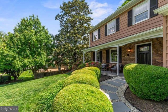 4863 COVE RD, Fairfax, VA 22032