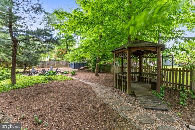 4863 COVE RD, Fairfax, VA 22032