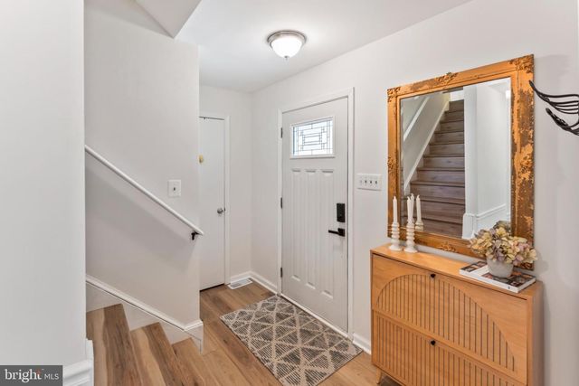 4863 COVE RD, Fairfax, VA 22032
