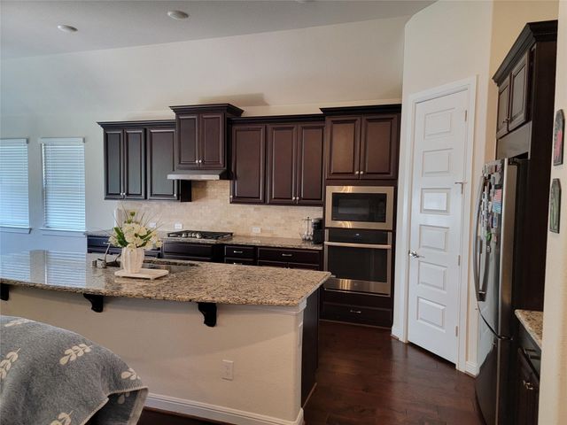 5803 Nowlands Run Lane, Sugar Land, TX 77479