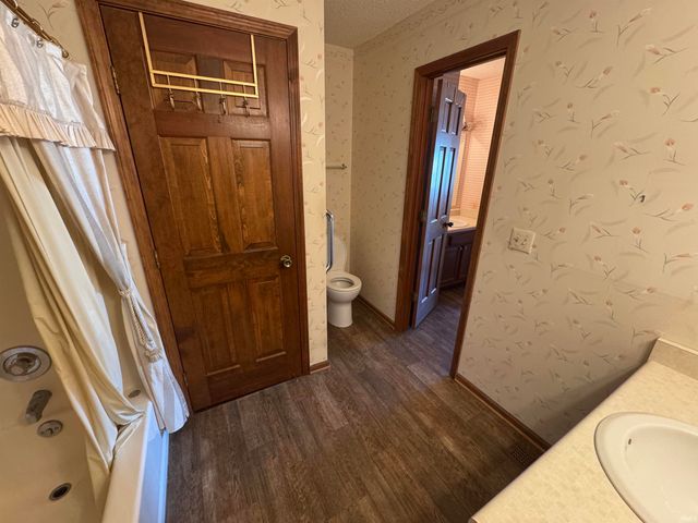 7130 Thamesford Drive, Fort Wayne, IN 46835