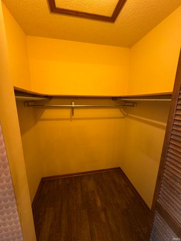 7130 Thamesford Drive, Fort Wayne, IN 46835