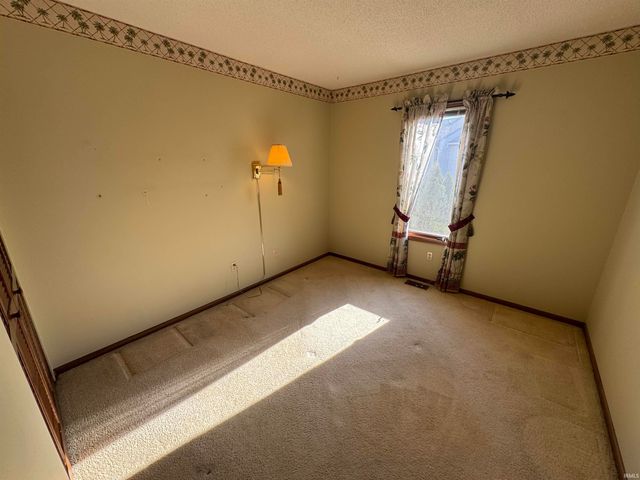 7130 Thamesford Drive, Fort Wayne, IN 46835