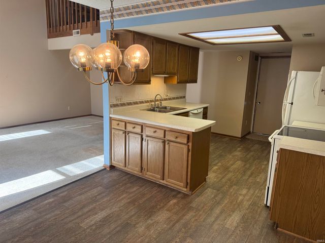 7130 Thamesford Drive, Fort Wayne, IN 46835